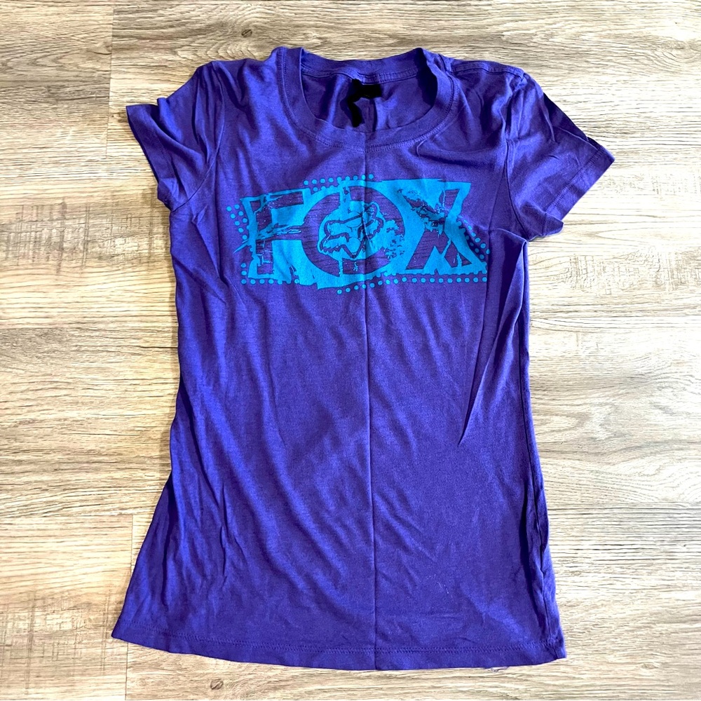 Fox Purple Tee size small